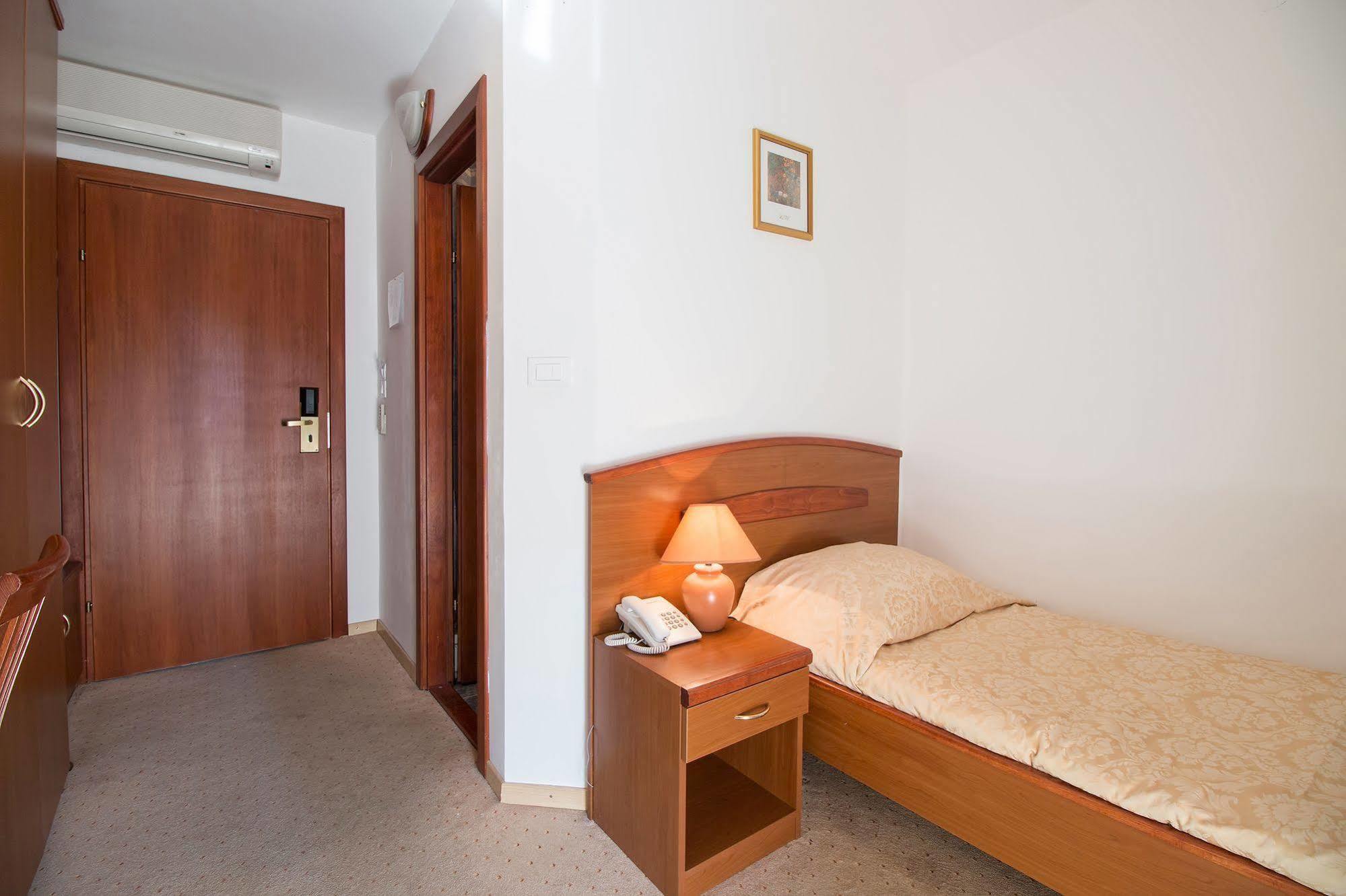 Hotel Hygge Biograd Na Moru Luaran gambar