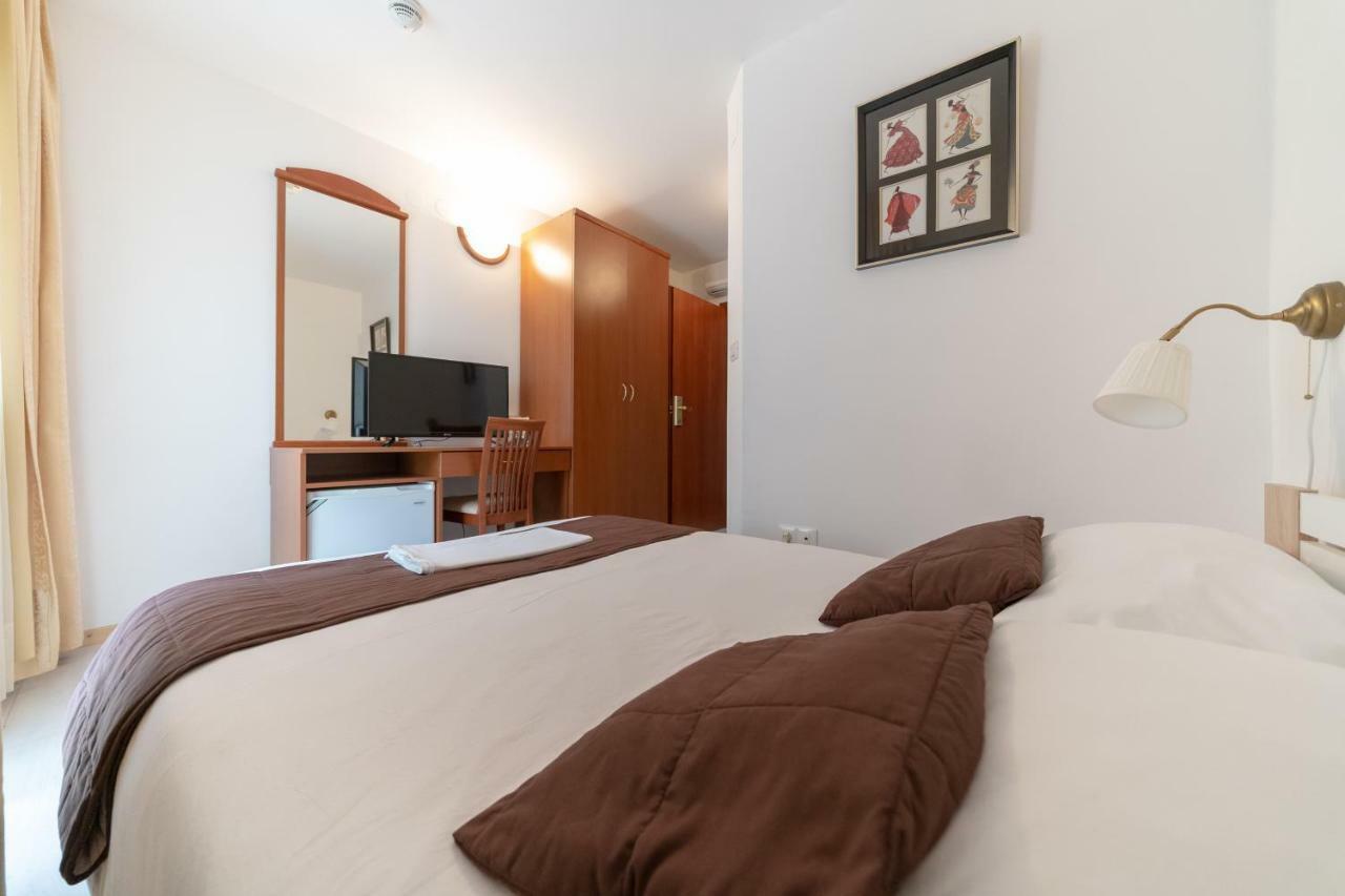 Hotel Hygge Biograd Na Moru Luaran gambar