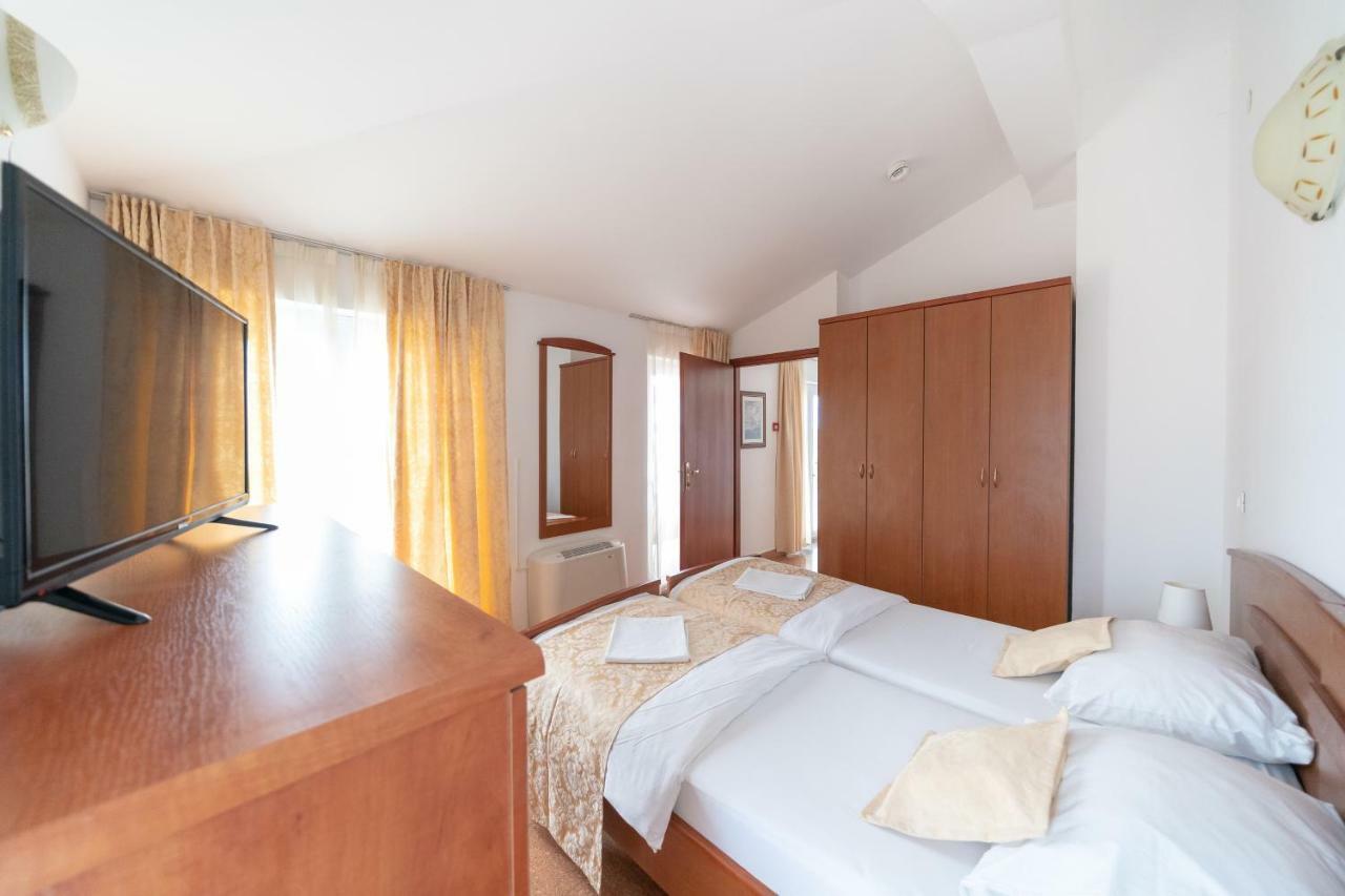 Hotel Hygge Biograd Na Moru Luaran gambar